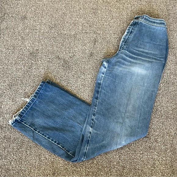 Vintage Feelin’ Fit Women’s Denim Jeans - Picture 2 of 8